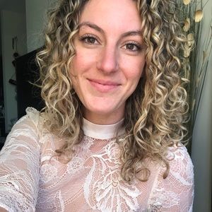 Meet your Posher, Lynae